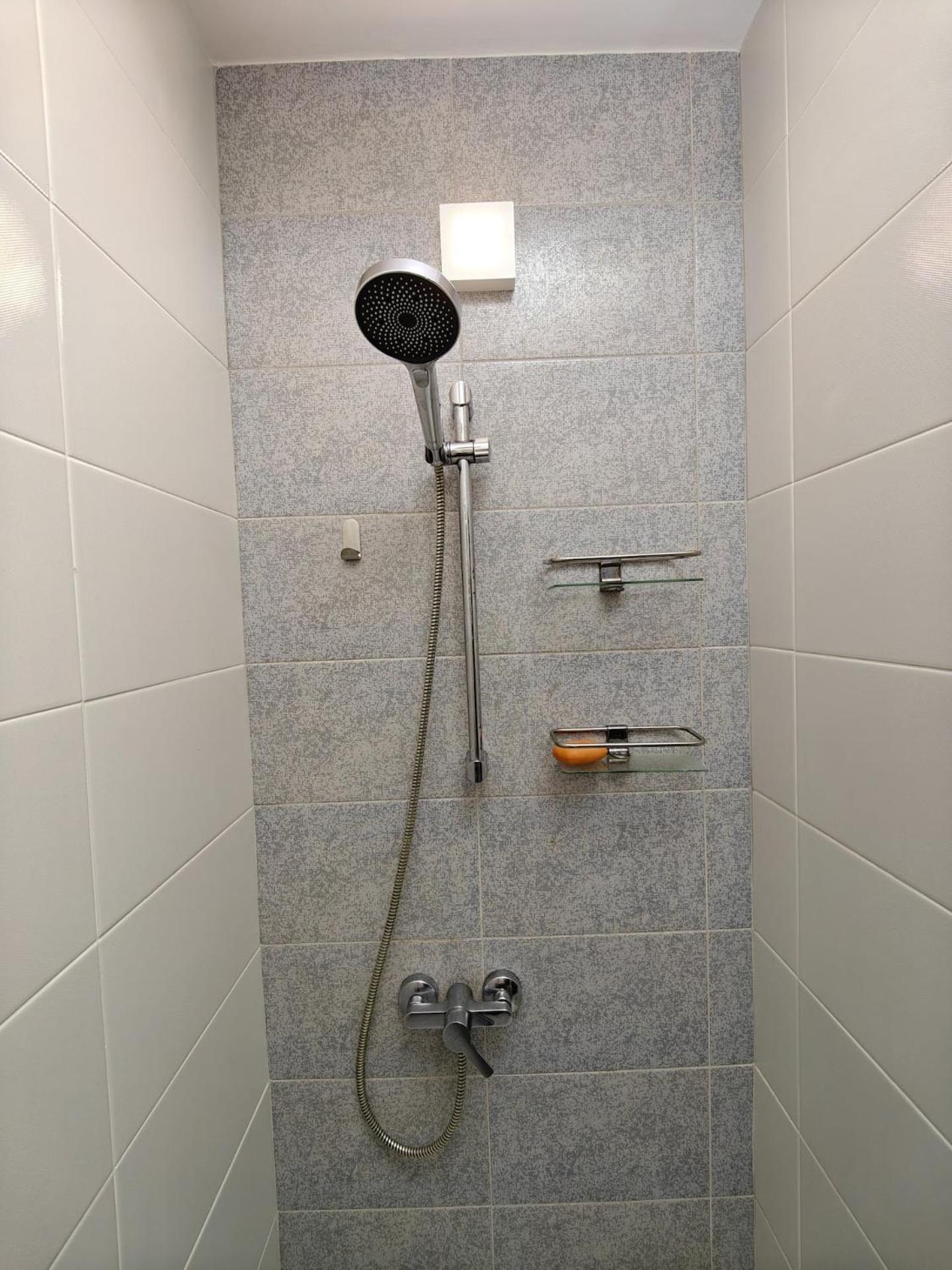 Park Lake Near Iulius Mall, Wi-Fi, Walk-In Showe Cluj-Napoca Eksteriør billede