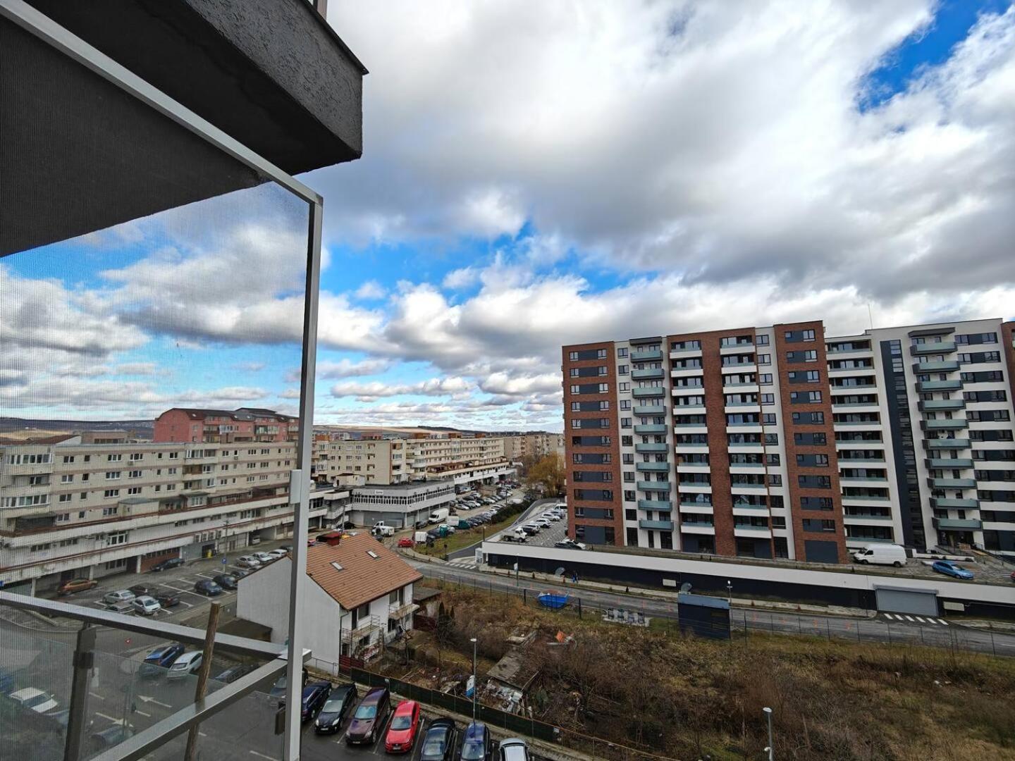 Park Lake Near Iulius Mall, Wi-Fi, Walk-In Showe Cluj-Napoca Eksteriør billede