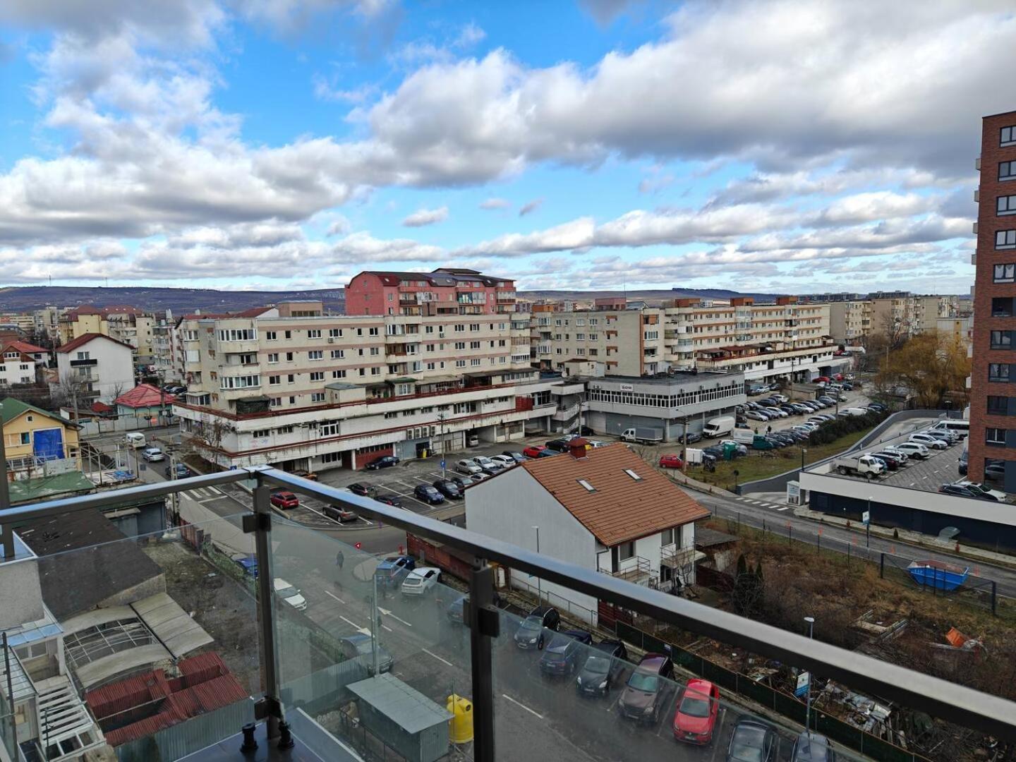 Park Lake Near Iulius Mall, Wi-Fi, Walk-In Showe Cluj-Napoca Eksteriør billede